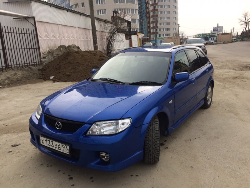 Mazda familia s-Wagon 2001