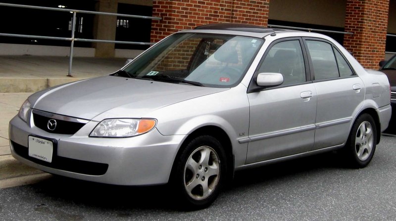 Mazda familia 2001 1.5