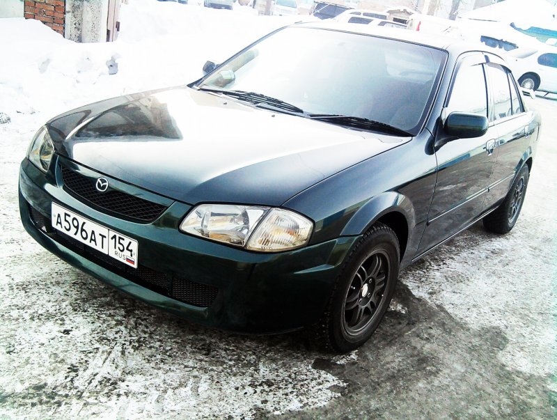 Mazda familia s-Wagon 2001