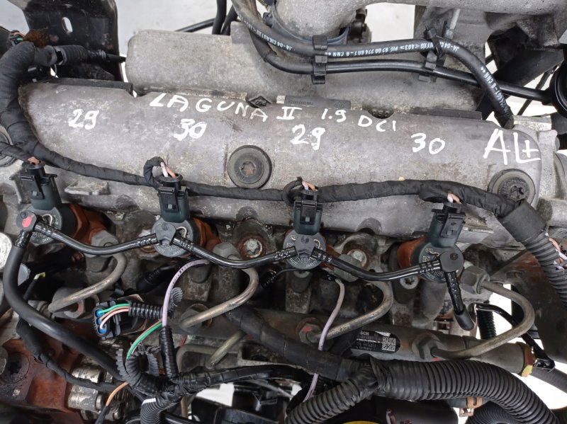 Впускной коллектор Renault Laguna II 1.9 DCI