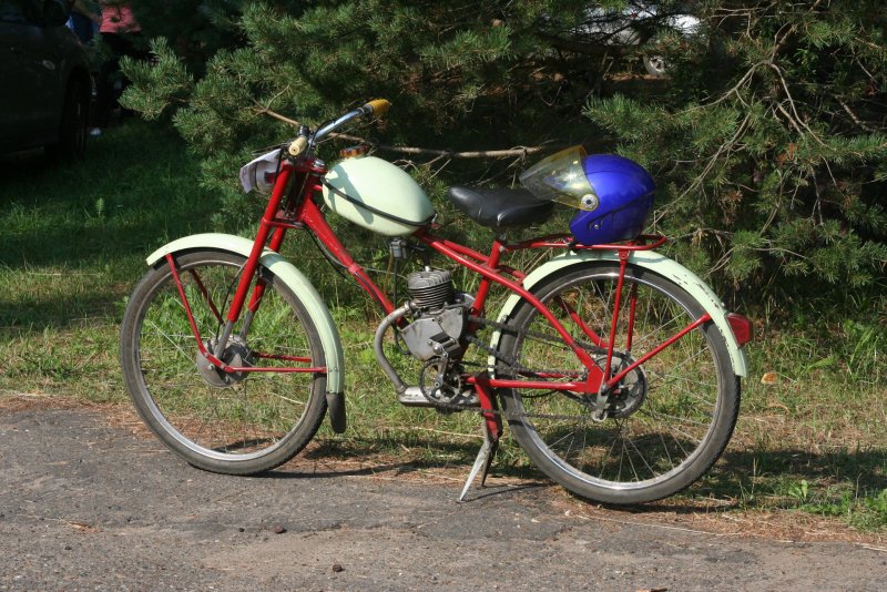 Мопед д6 1985