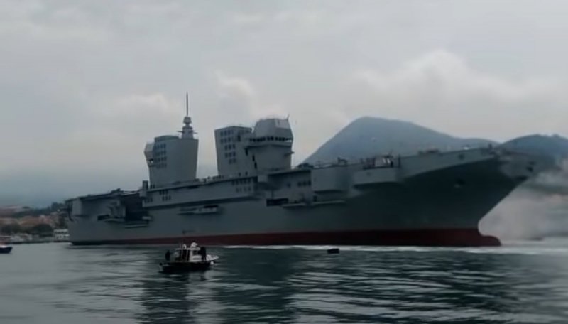 Десантный корабль Trieste LHD