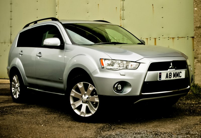 Mitsubishi Аутлендер 2