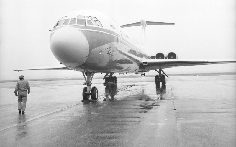 Boeing 737-500 SMARTAVIA