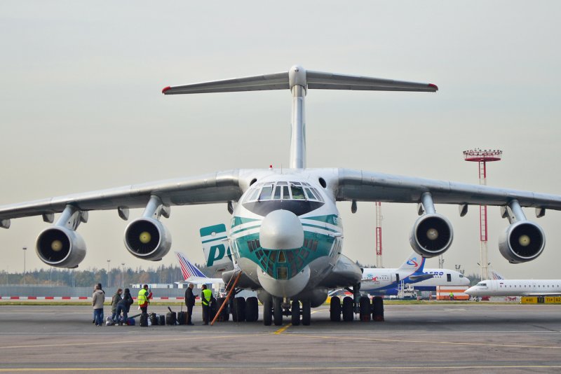 Sukhoi Superjet 100 Red Wings