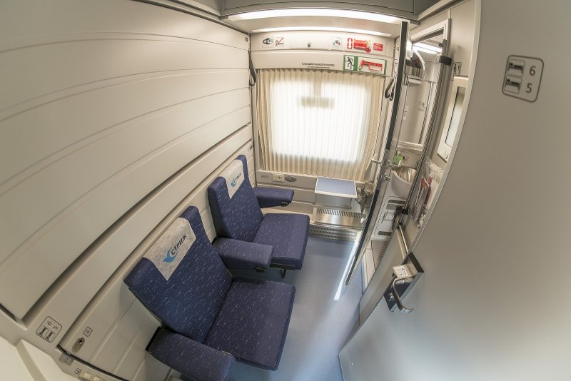 Поезд 714 Стриж Самара Санкт-Петербург