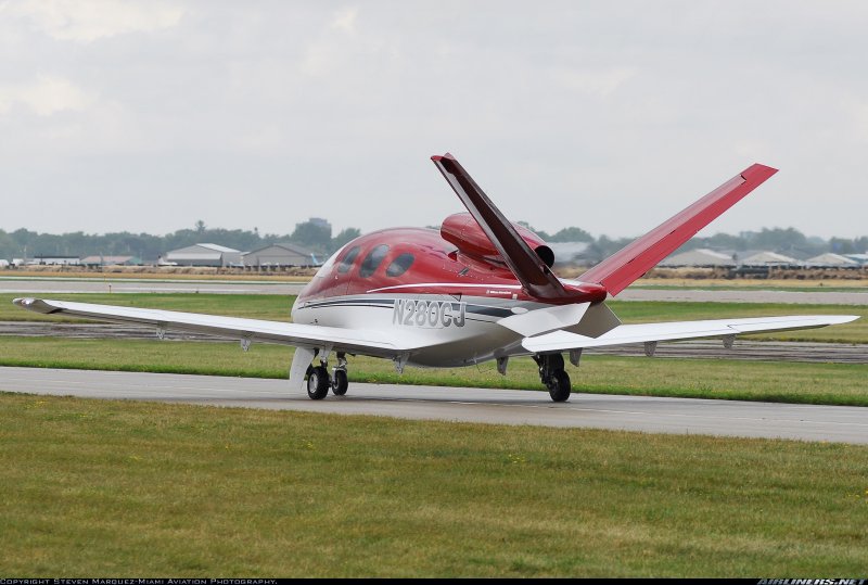 Cirrus aircraft sf50