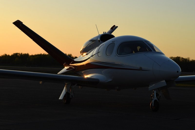 Cirrus Jet sf50