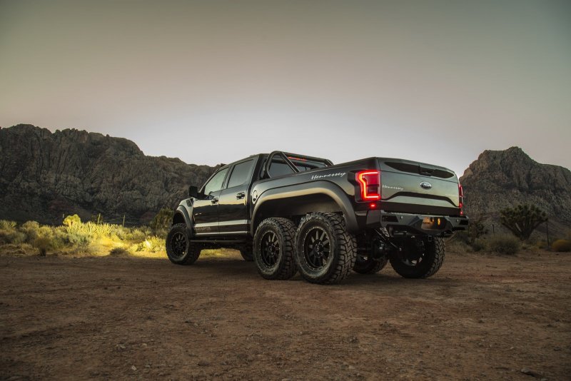 Ford f-150 Raptor Velociraptor