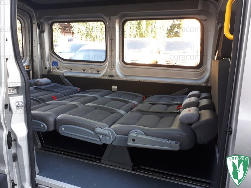 Ford Transit Комби м1 8+1