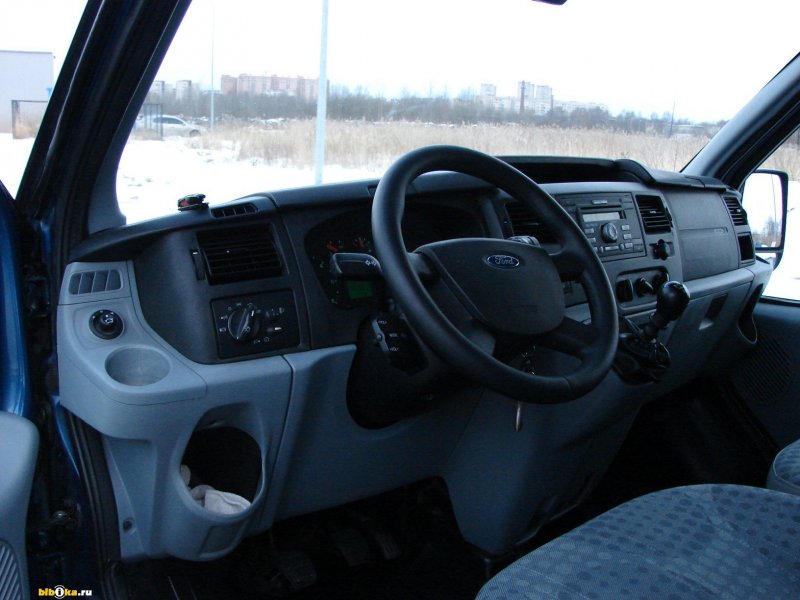 Ford Transit 2008 салон
