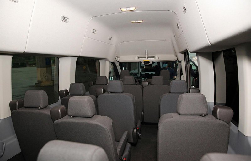 Пассажирский салон Форд Транзит 2021