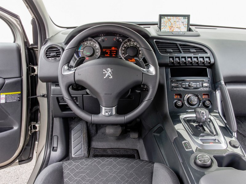 Peugeot 3008 салон