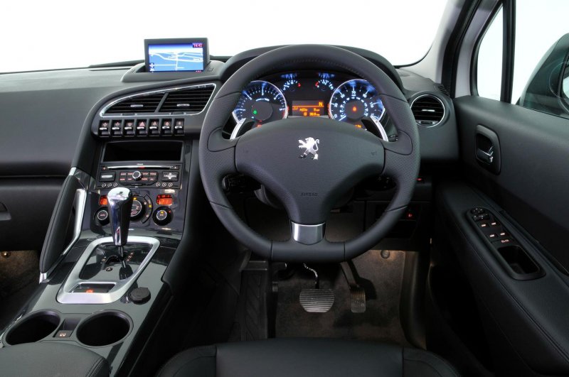 Peugeot 3008 салон