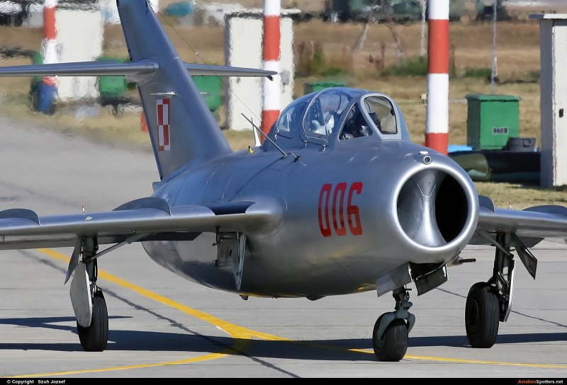 Миг-15 истребитель