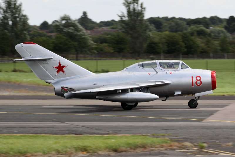 Lockheed a-12 vs SR-71