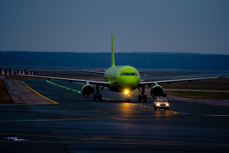 Самолет с7 Домодедово