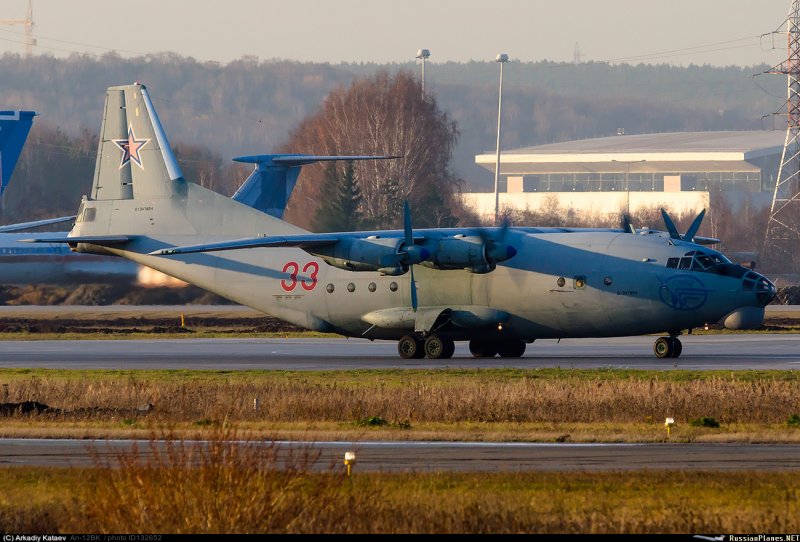 АН-12 Кольцово