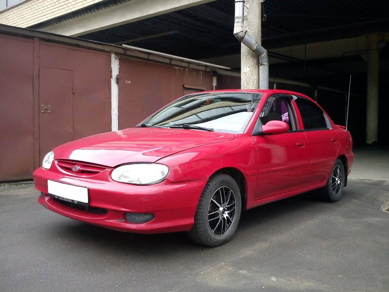 Kia Sephia 1 поколение