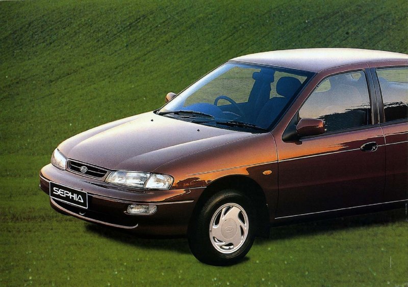 Киа Сефия 1997 хэтчбек