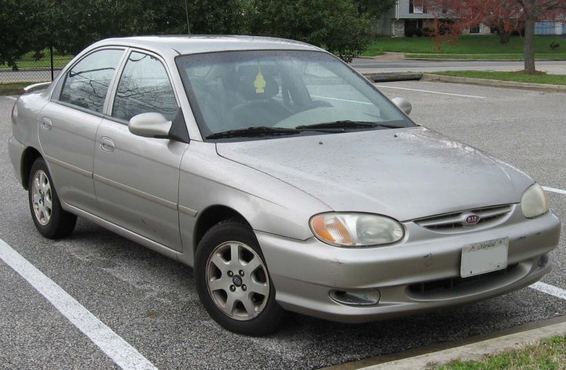 Kia Sephia 2003