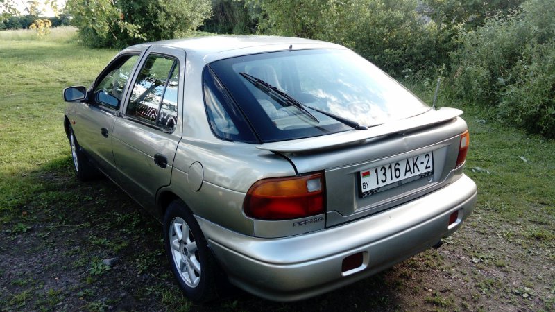 Кия Сефия 1997