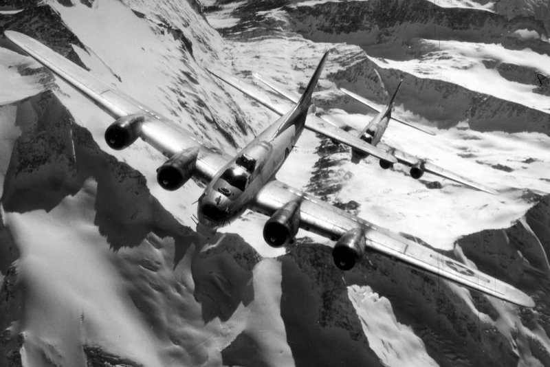 B-17g летающая крепость из бумаги