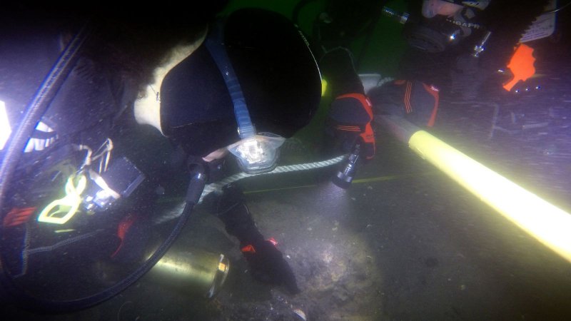 Затонувшие парусники 17 века на дне