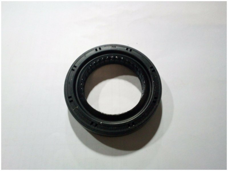 Сальник привода переднего моста Нива УАЗ Патриот артикул