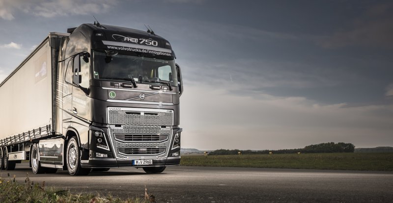 Volvo Trucks VNR Electric