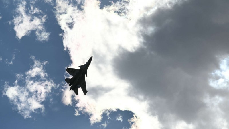 Истребители России они рвут облака