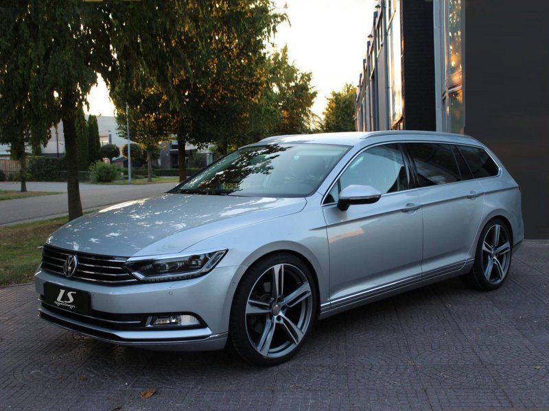 Volkswagen Passat b8 седан
