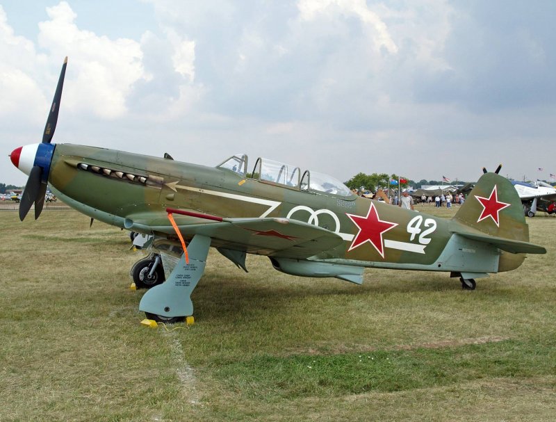 Як-9 истребитель