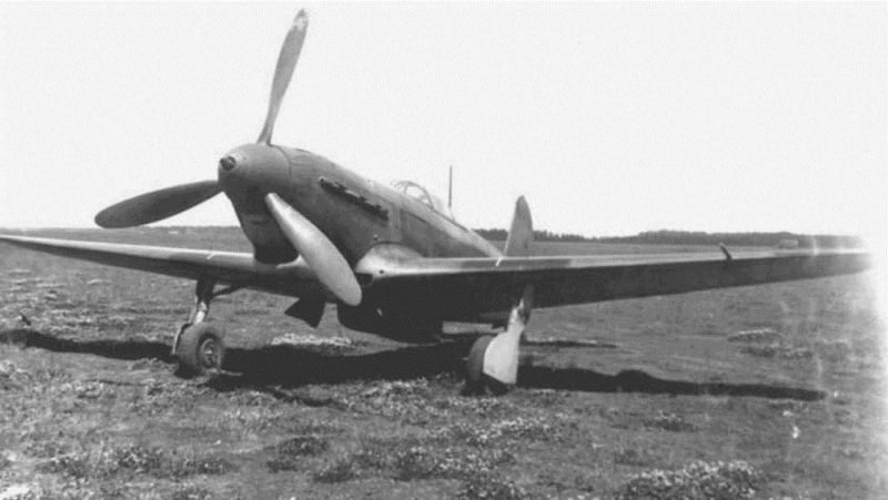 Яковлев як-9