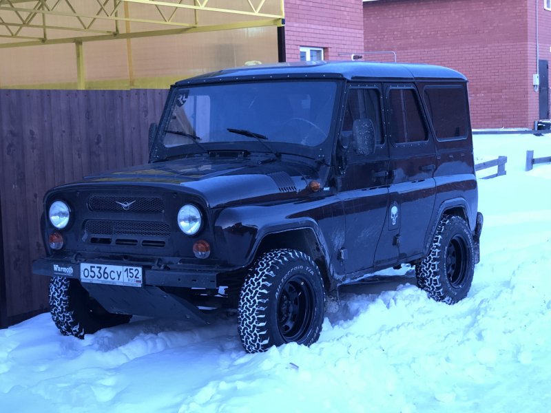 УАЗ Hunter черный r 20