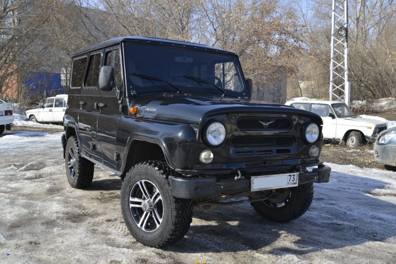 УАЗ Хантер на литых дисках р16