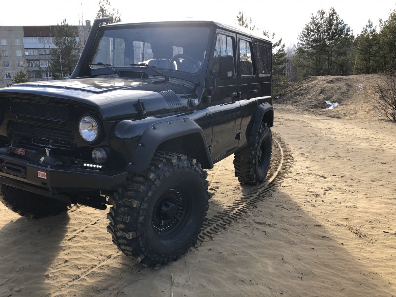 38.5 УАЗ Хантер