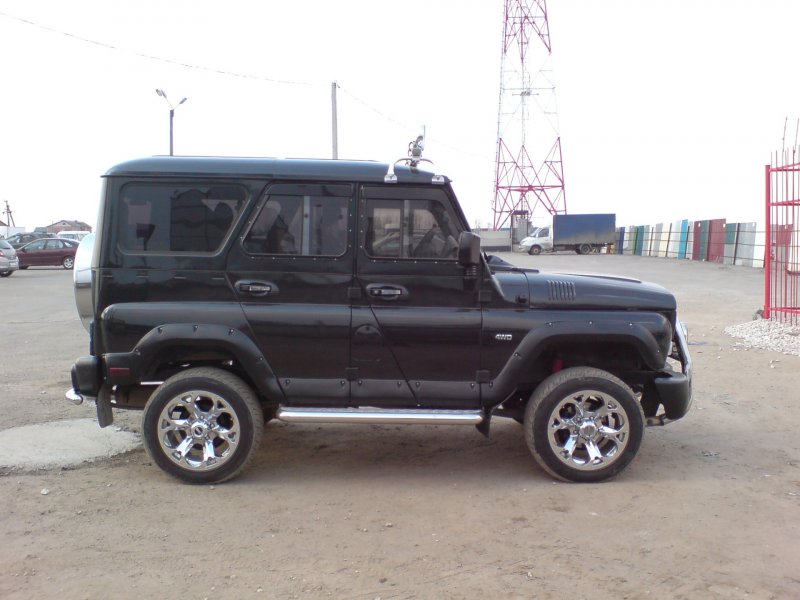 УАЗ Hunter черный r 20
