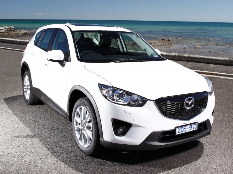 Mazda CX 5 белая