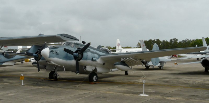 Легкий патрульный бомбардировщик Lockheed Hudson модификации схема