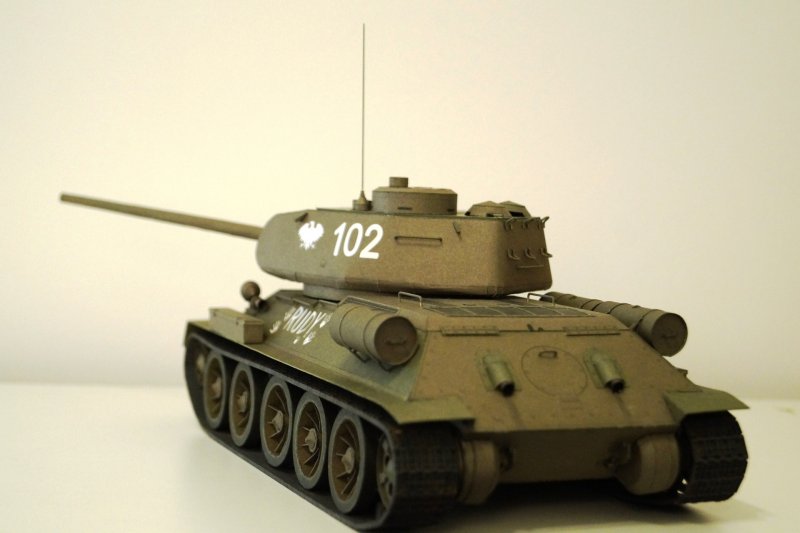 Модель танка т-34-85 Rudy
