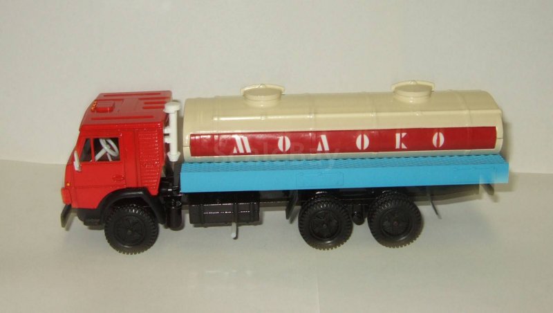 КАМАЗ 53212 седельный тягач