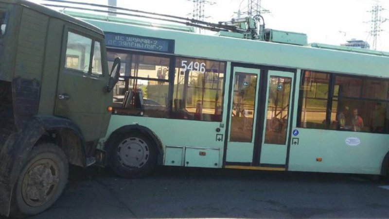 Электробус КАМАЗ-6282 салон