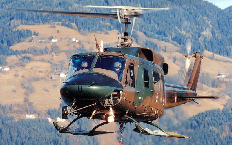 Bell 212