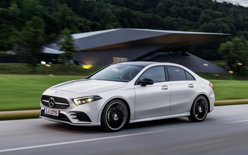 Mercedes a class седан