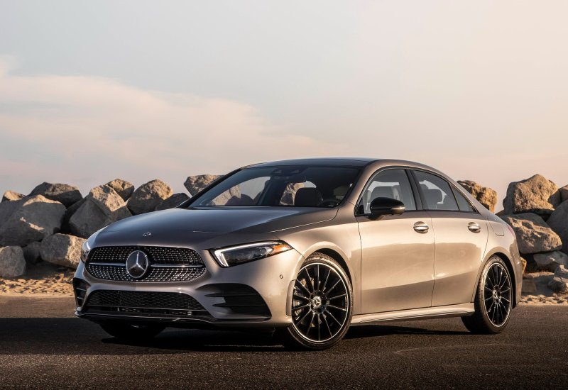 Mercedes Benz a class седан