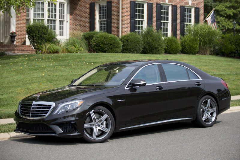 Mercedes Benz AMG s63 4matic