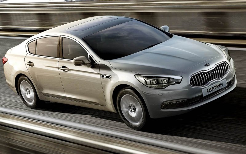 Hyundai Кворис