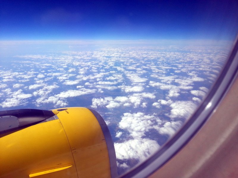 Иллюминатор самолета