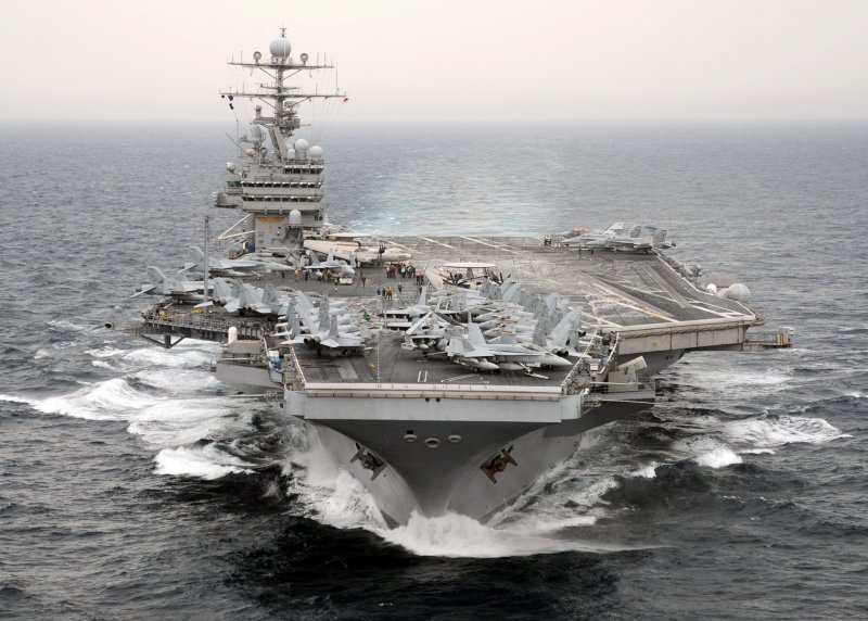 Авианосца USS Theodore Roosevelt